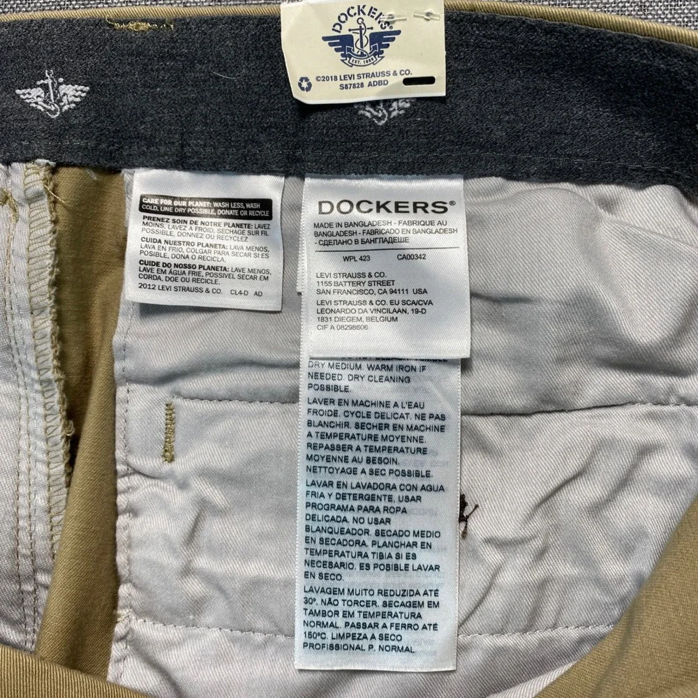 Dockers Workday Khaki Mens 38x34 Tan Straight Fit Smart 360 Flex Chino Pants NEW